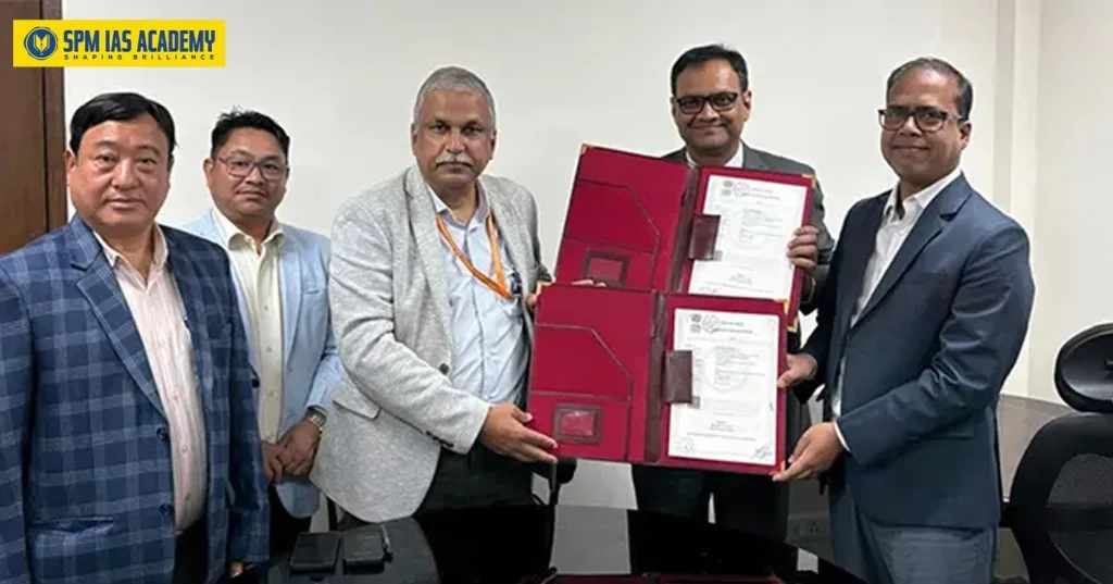 Officials of Oil India Limited during the signing of a composite licence agreement for graphite and vanadium exploration in Arunachal Pradesh